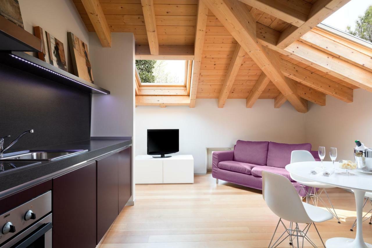 Casa Bianca Apartments Комо Экстерьер фото